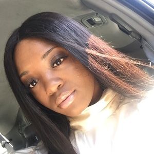 Meet your Posher, Alexis